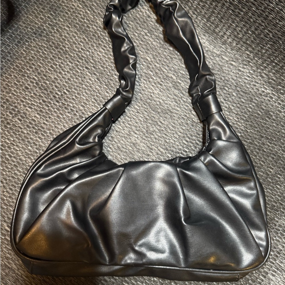Olivia and Kate Black Women's Bag